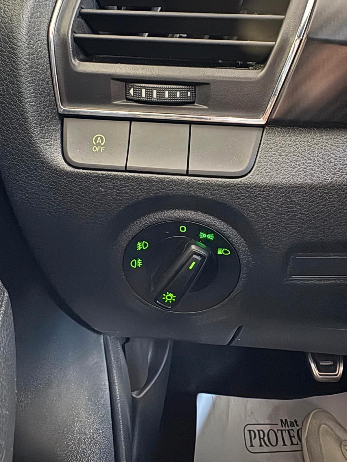 Skoda Fabia 1.0 TSI Twin Color Monte Carlo