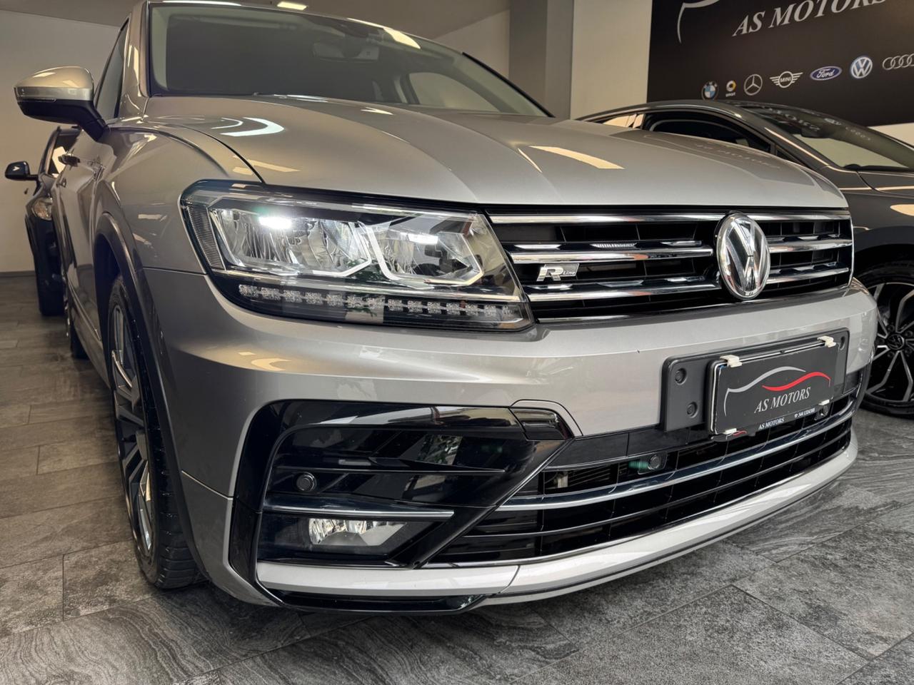 VW Tiguan 2.0 TDI 150 CV R-LINE FINANZIABILE