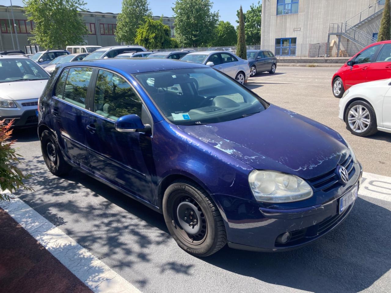 VOLKSWAGEN GOLF TDI 4x4 (MODELLO SPORTLINE)