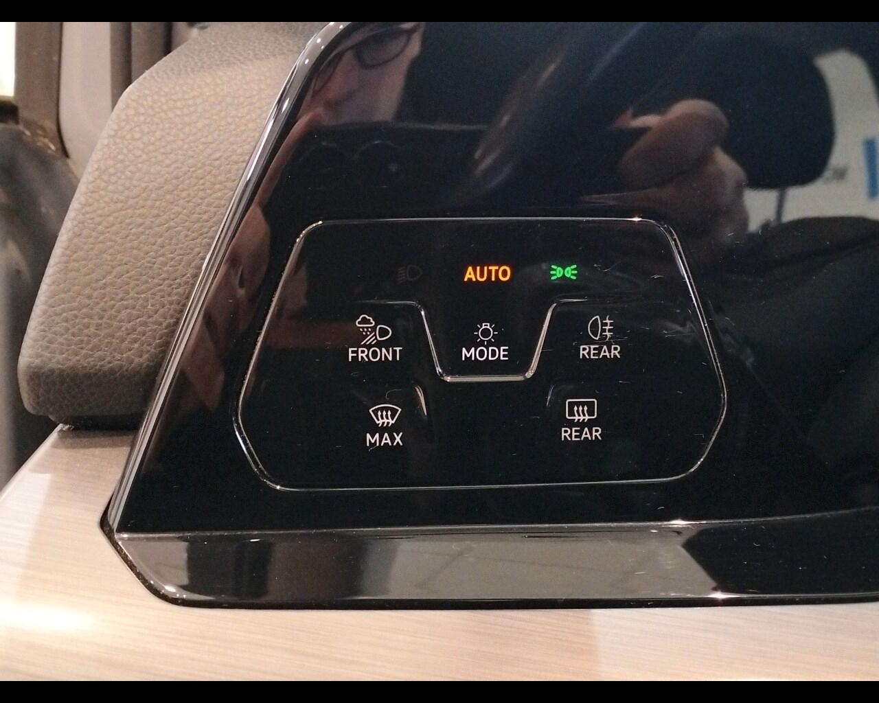 VOLKSWAGEN Golf 8ª serie Golf 1.5 eTSI 150 CV ...