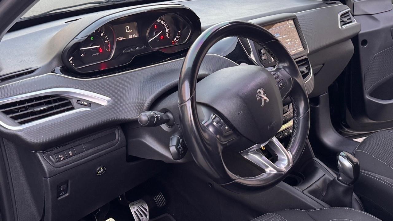 Peugeot 208 PureTech 82 5p. GPL Allure ok neo patentati