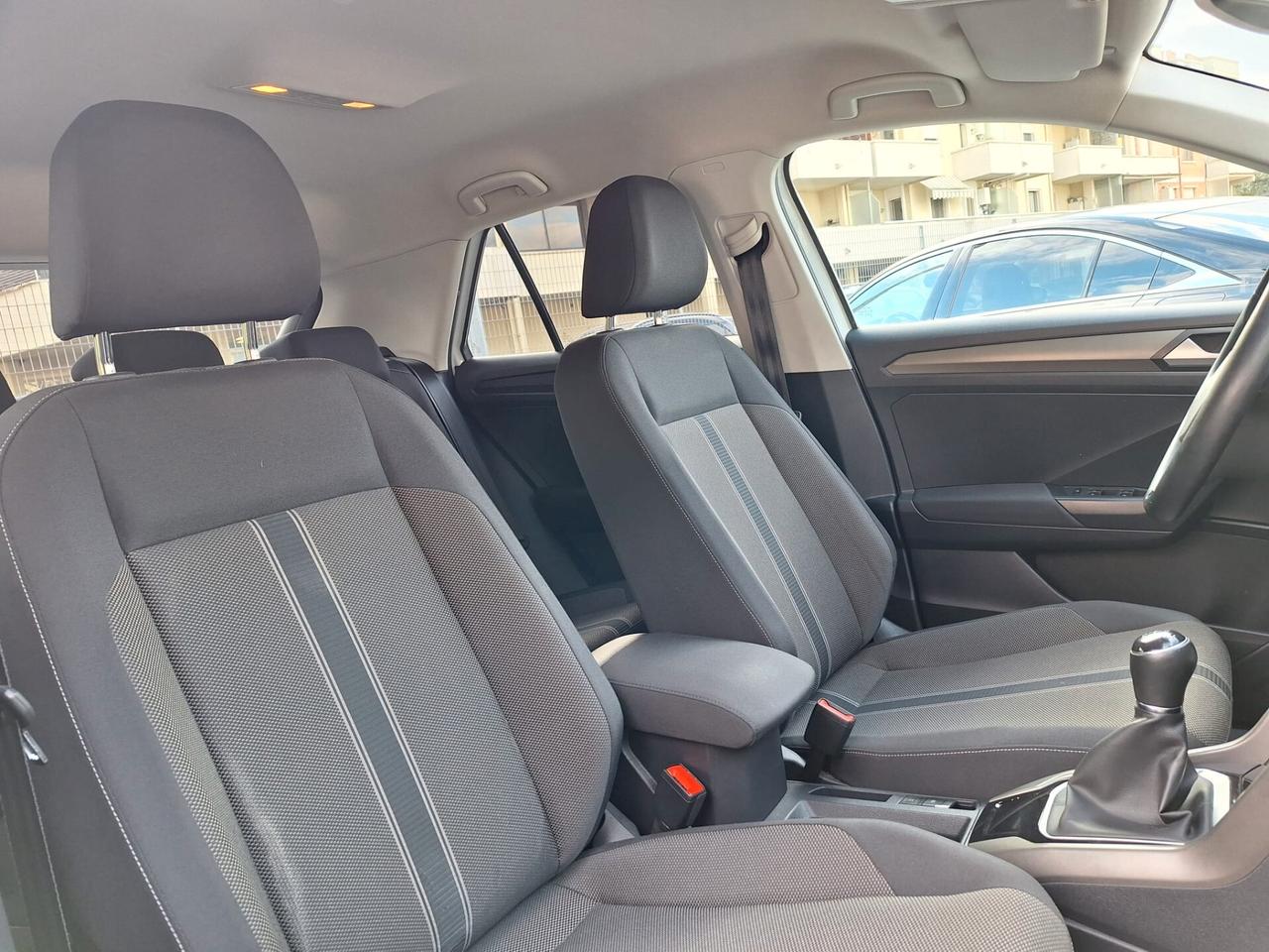 Volkswagen T-Roc 1.6 TDI SCR Style BMT X NEOPATENTATI IVA ESPOSTA