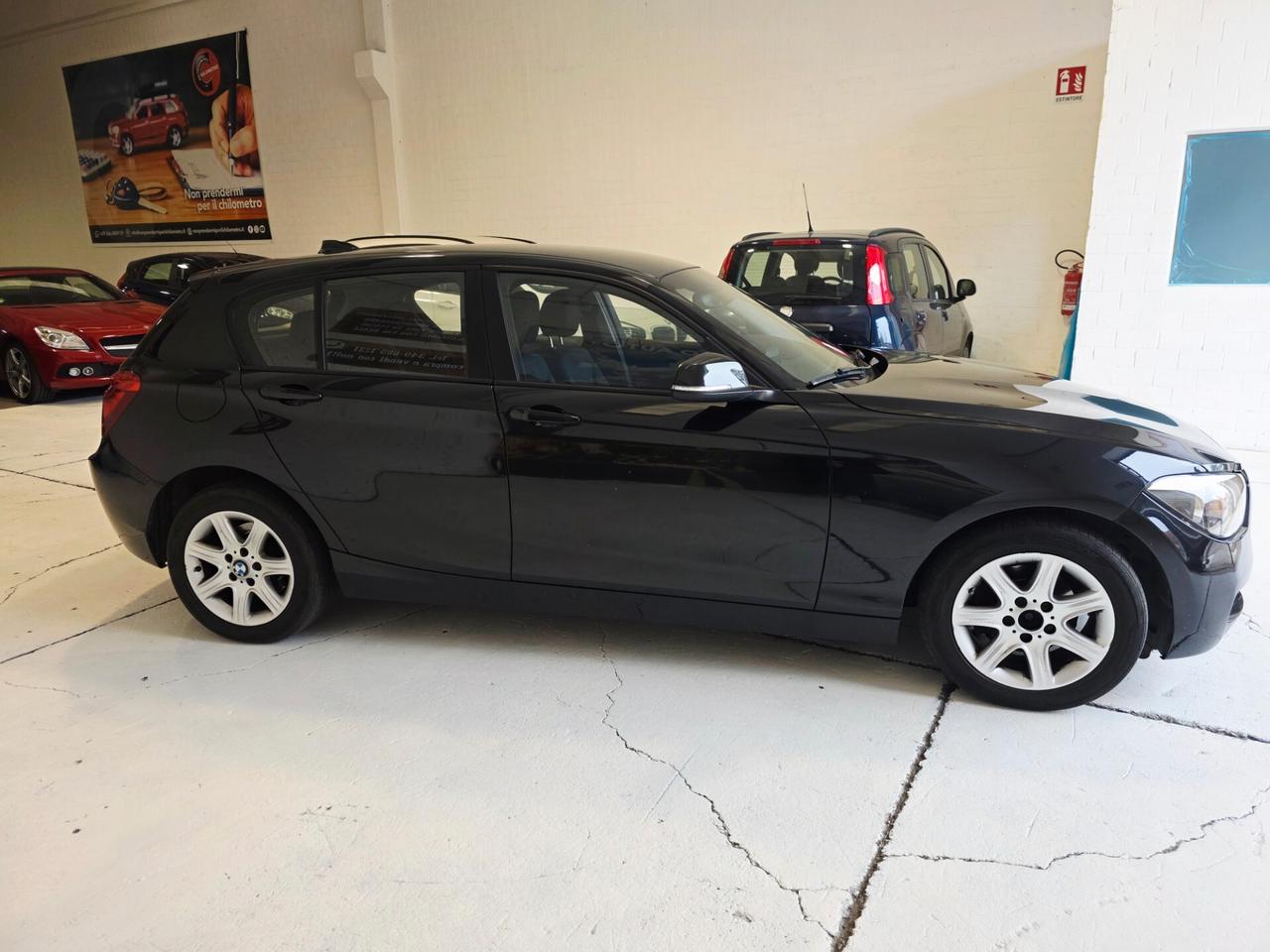 Bmw 114 114d 5p. Unique