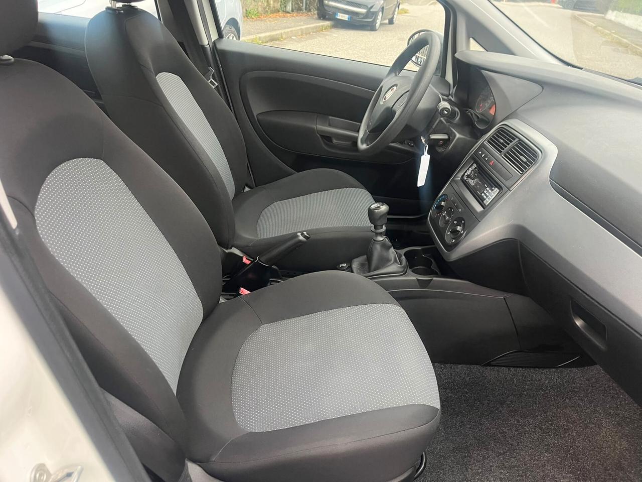 Fiat Grande Punto 1.2 5p SOLO 40.000KM