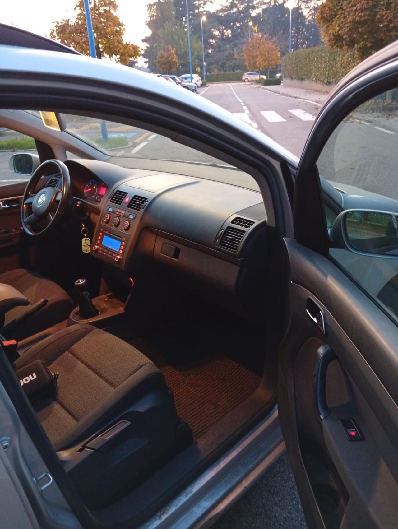 Volkswagen Touran 1.6 Trendline