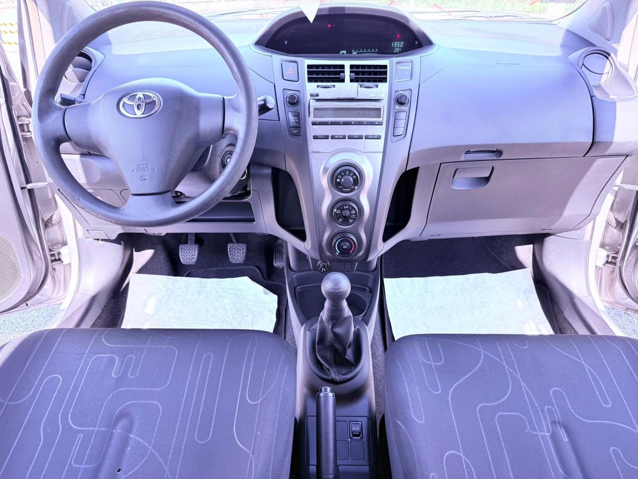 Toyota Yaris 1.0 5 porte Ok neopatentati