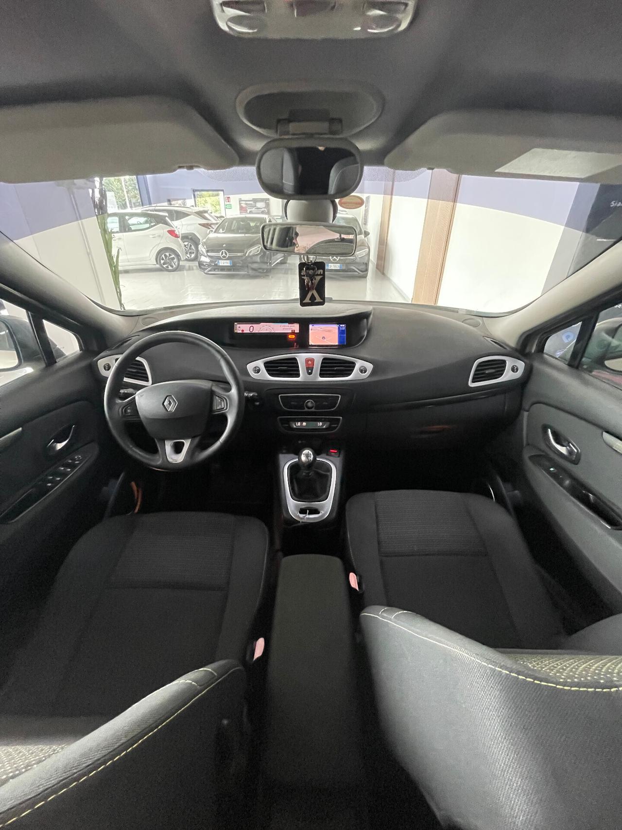 Renault Scenic X-Mod 1.9 dCi 130CV Luxe
