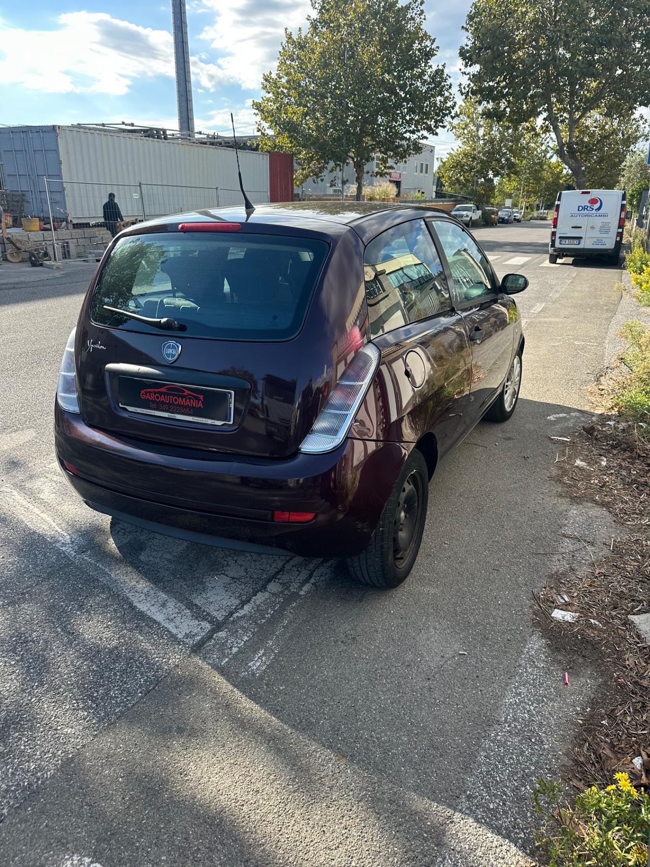 Lancia Ypsilon 1.3 MJT 75 CV Platino