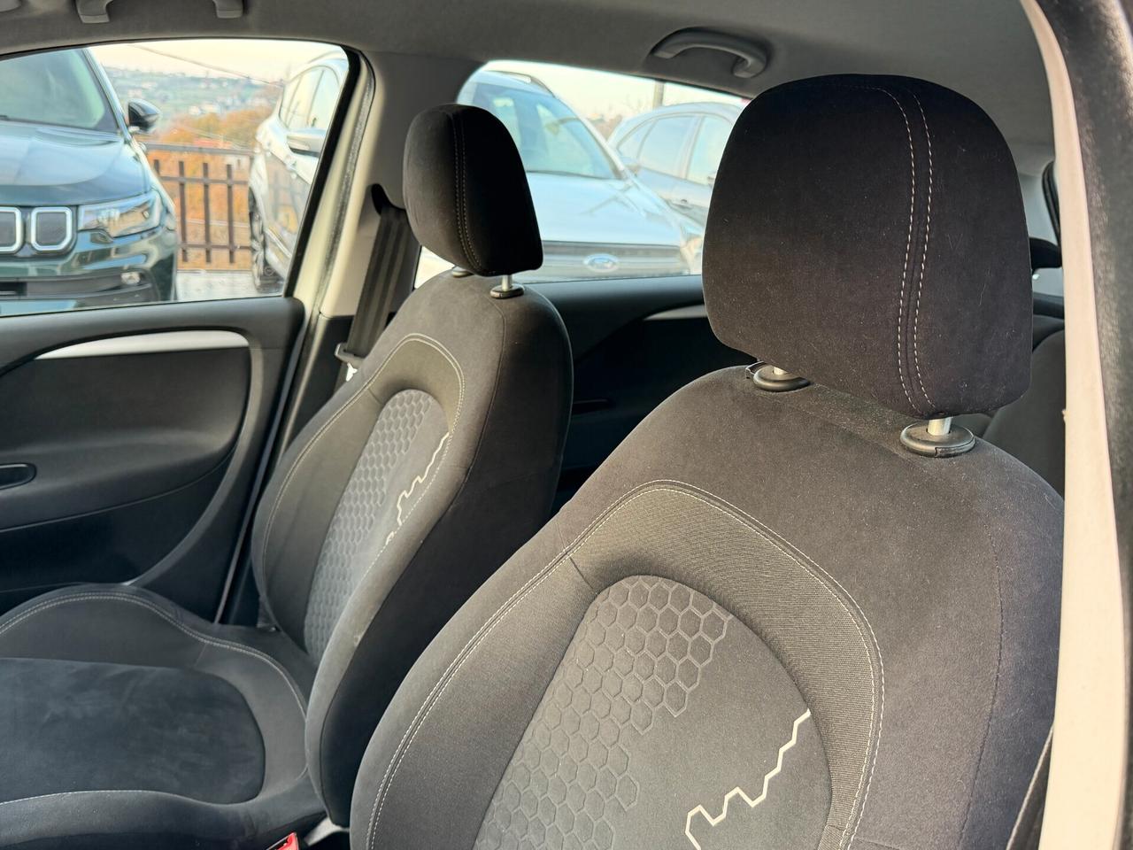 Fiat Punto New 1.3 M.JET 75 cv. 5p LOUNGE (MOTORE DA RIVEDERE)