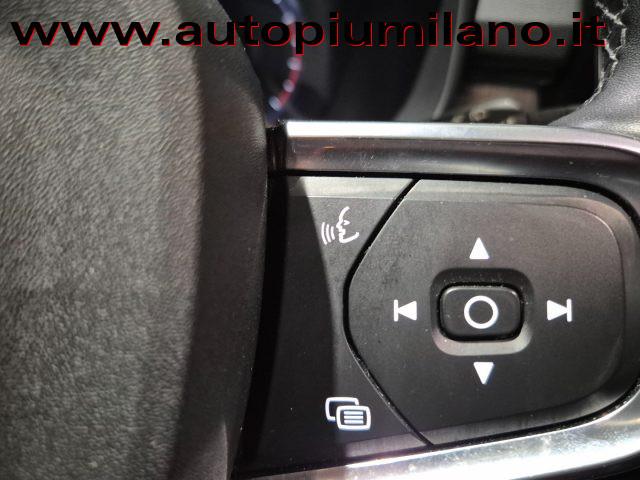 VOLVO XC40 B4 AWD Geartronic Inscription