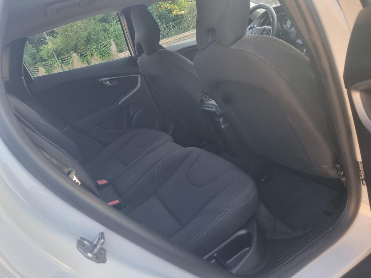 Volvo V40 Cross Country V40 Cross Country D2