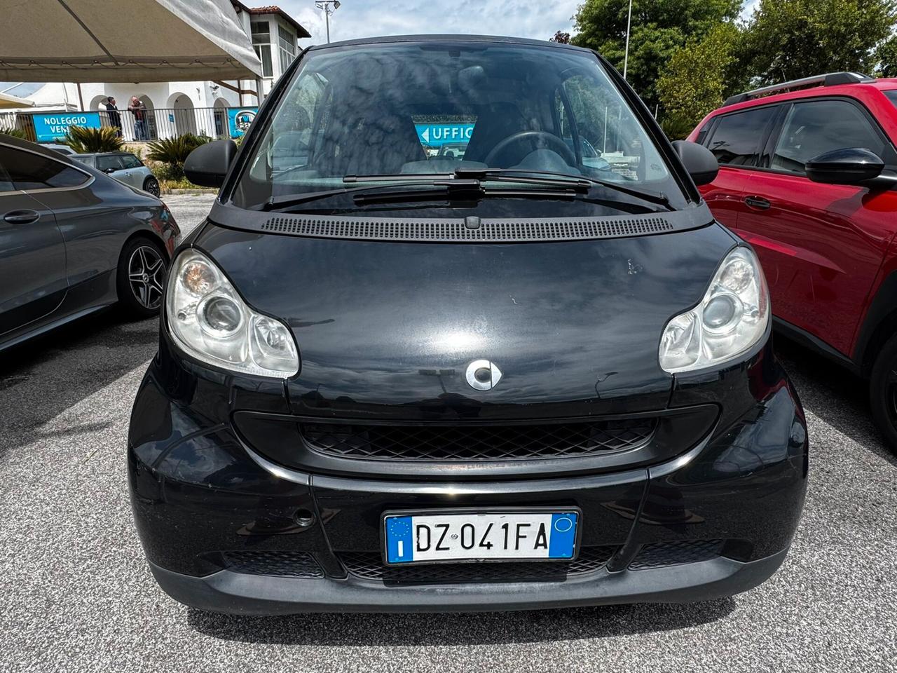 Smart ForTwo 1000 52 kW MHD coupé pure