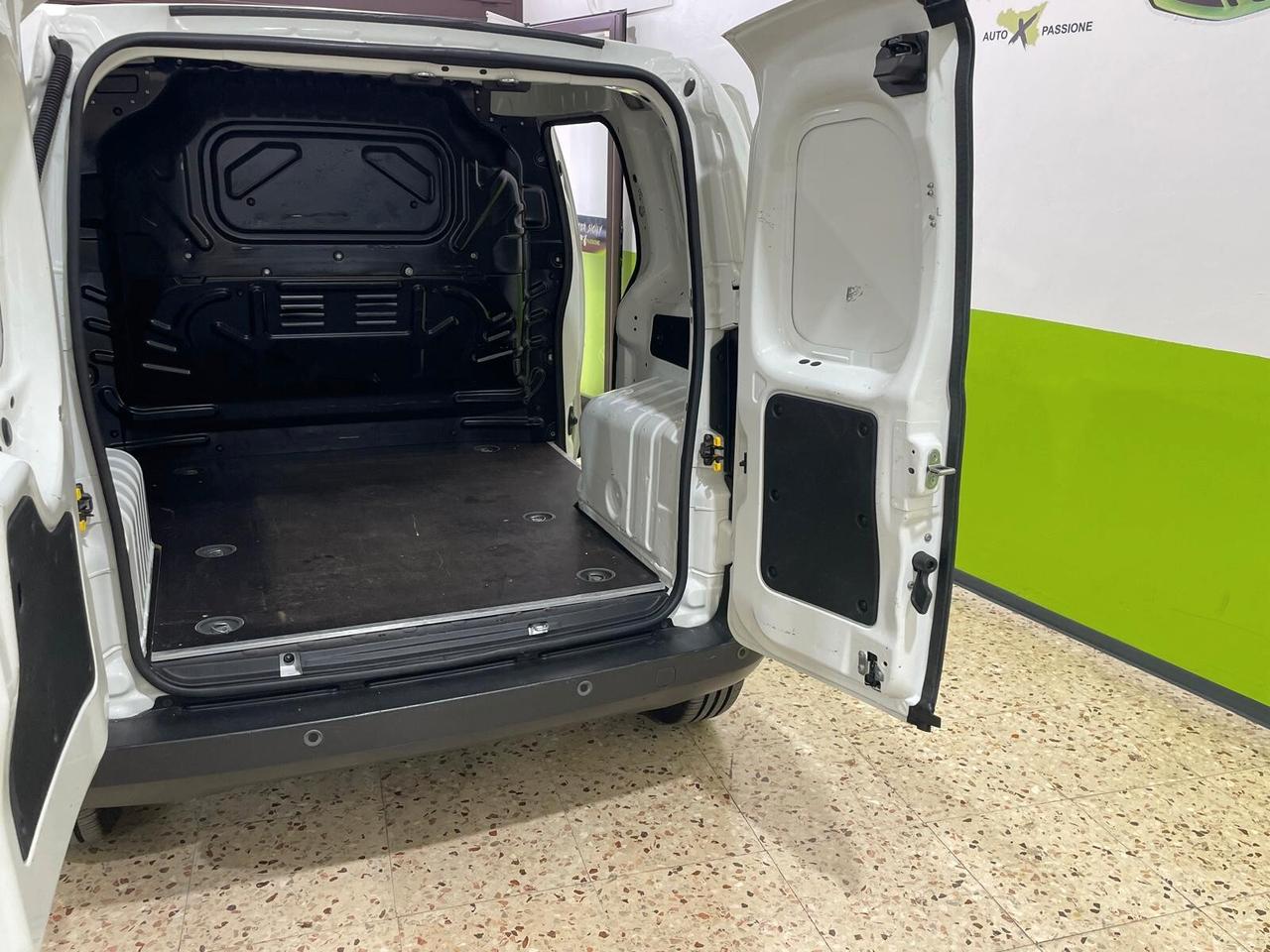 Fiat Fiorino 1.3 MJT 95CV Cargo SX