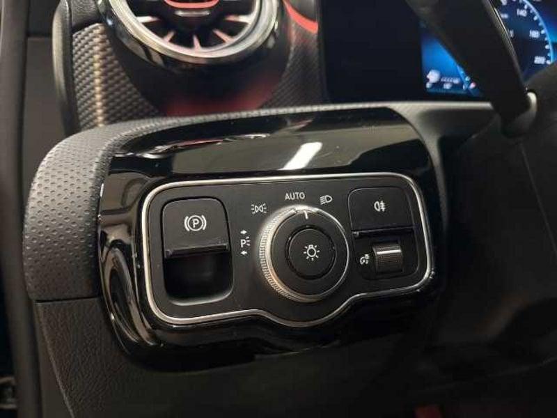 Mercedes-Benz Classe A - W177 2018 A 180 d Sport