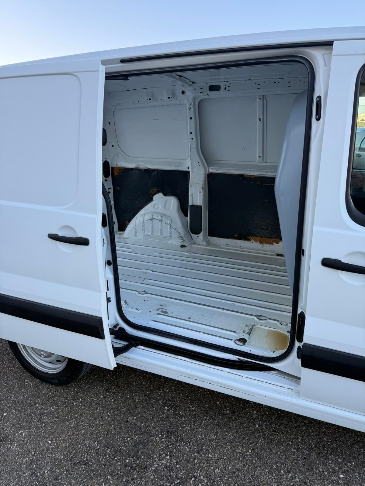 Citroen Jumpy -AUTOCARRO-3 POSTI