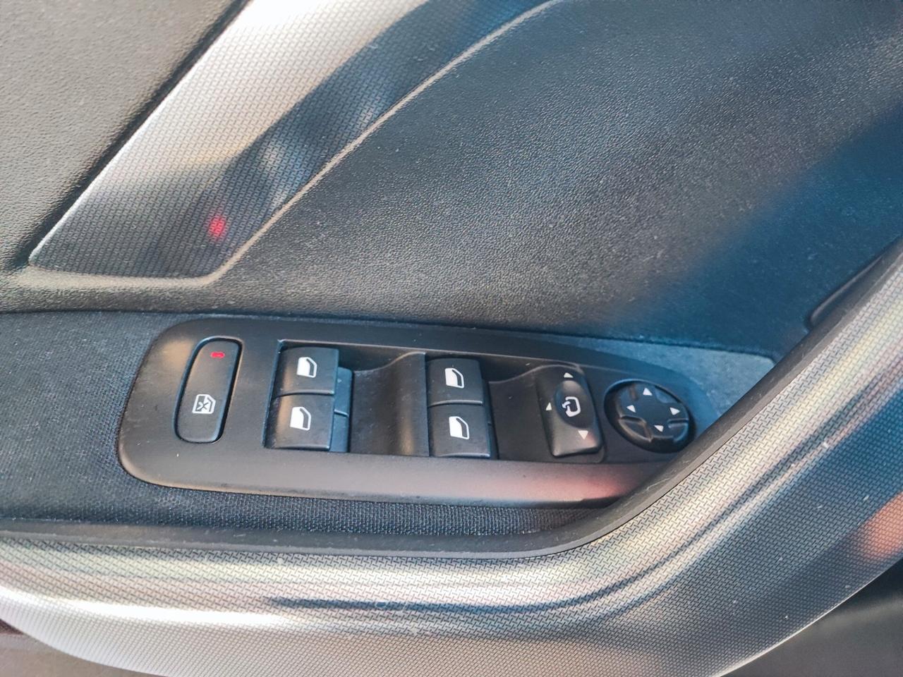 Peugeot 2008 PureTech Turbo 110 EAT6 S&S Allure