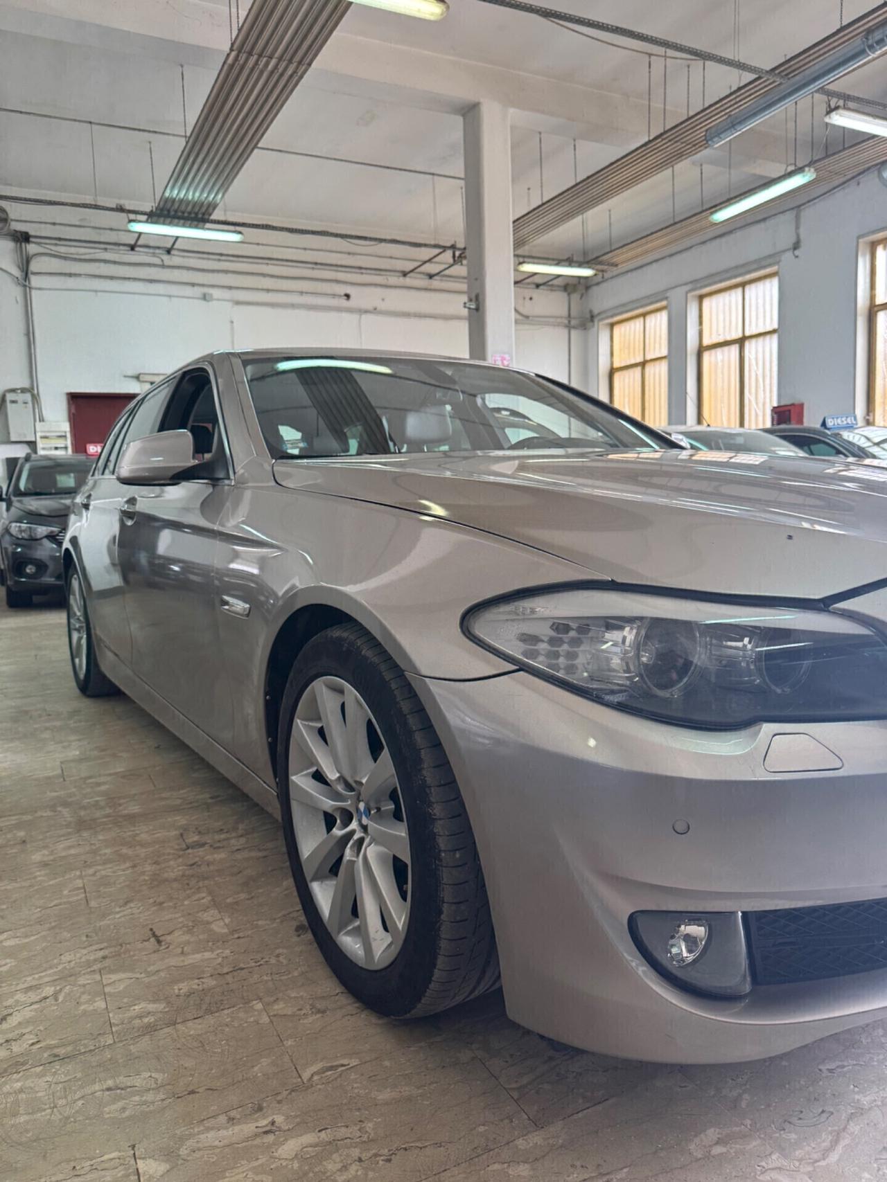 Bmw 525d 2012 automatico/sequenziale f1