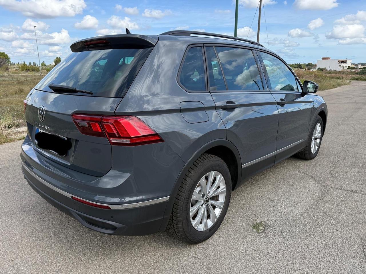 Volkswagen Tiguan 2.0 TDI 150 CV SCR DSG R-Line