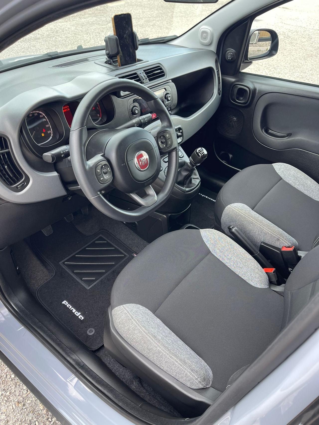 FIAT NEW PANDA - HYBRIDA- NEOPATENTATI- GARANZIA