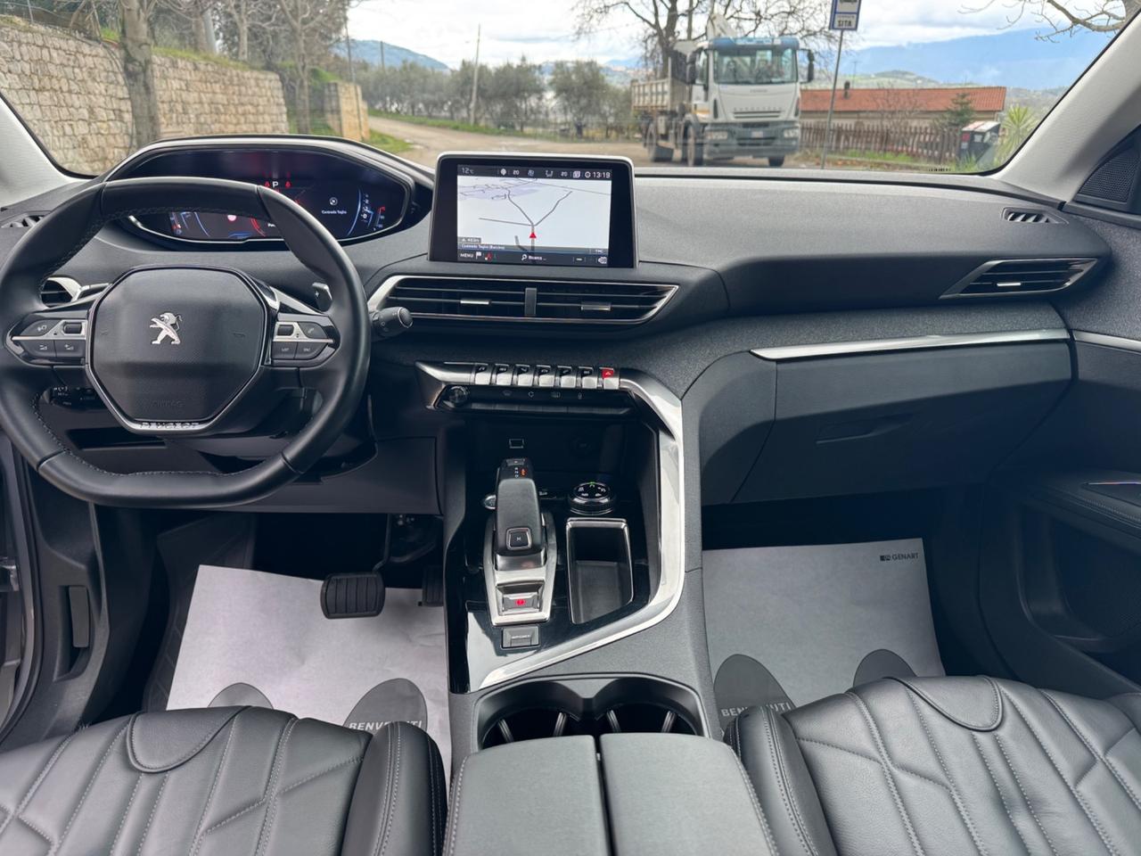 Peugeot 3008 BlueHDi 130 S&S EAT8 Allure