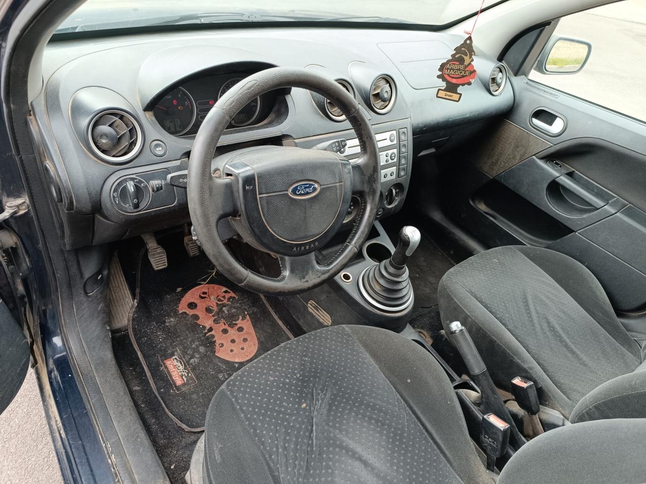 Ford Fiesta 1.4 TDCi 5p. Ghia