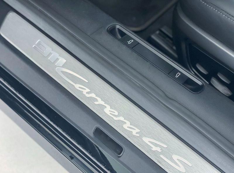 Porsche 911 Carrera 4S