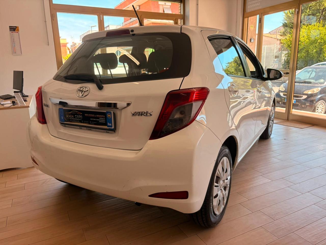 Toyota Yaris 1.0 5 porte Active