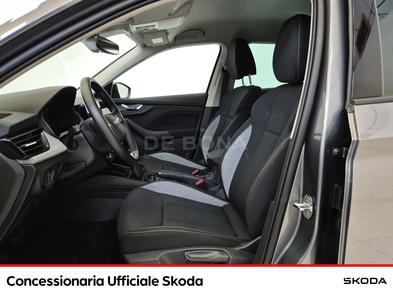 Skoda Kamiq 1.0 tsi black dots 115cv