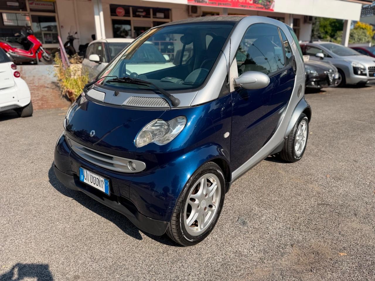 Smart ForTwo 700 coupé pure (45 kW)