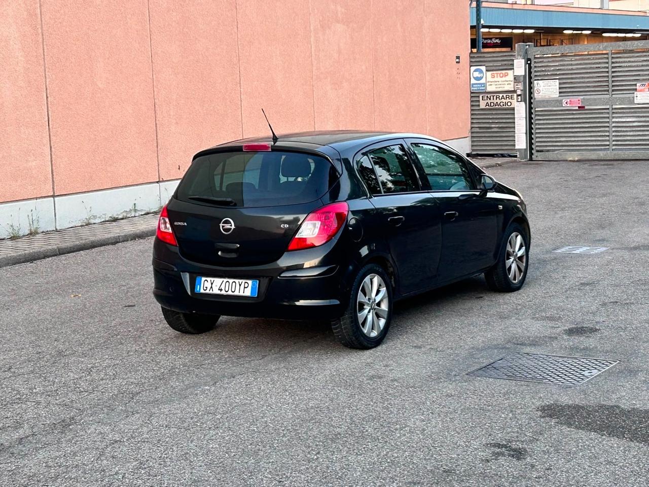 Opel corsa 1.3d 2012 euro5 183000km 6 marce