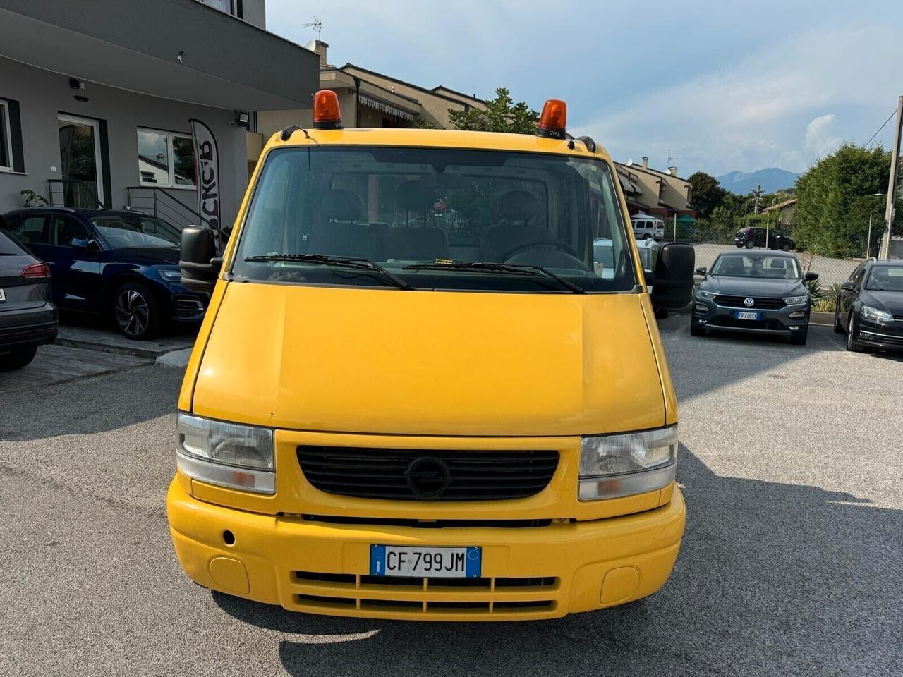 Opel Movano 35 2.5 DTI PL CARROATTREZZI PATENTE B