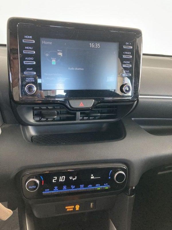 Toyota Yaris Hybrid Trend MY22