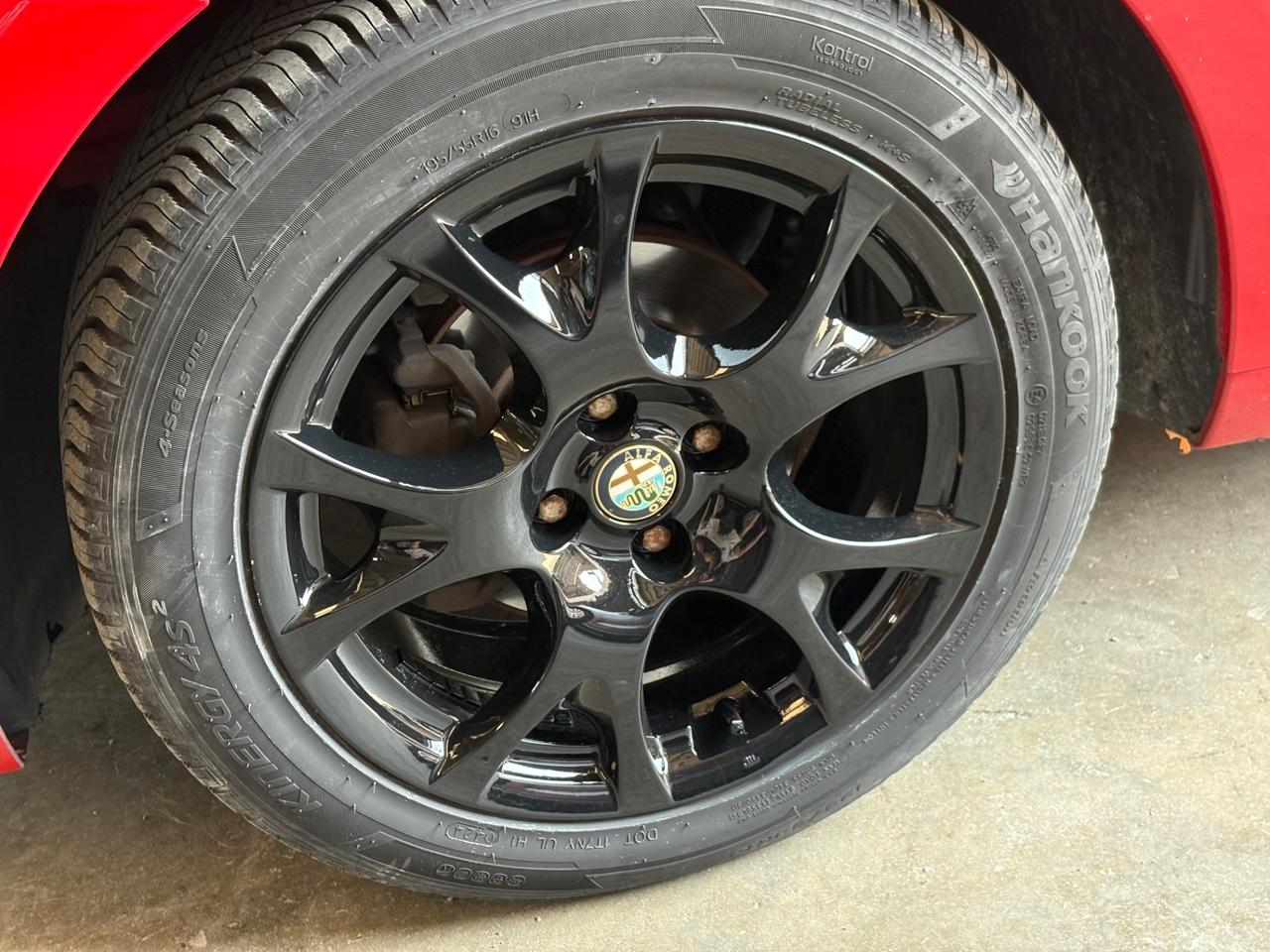Alfa Romeo MiTo 1.4 78 CV Distinctive Premium Pack
