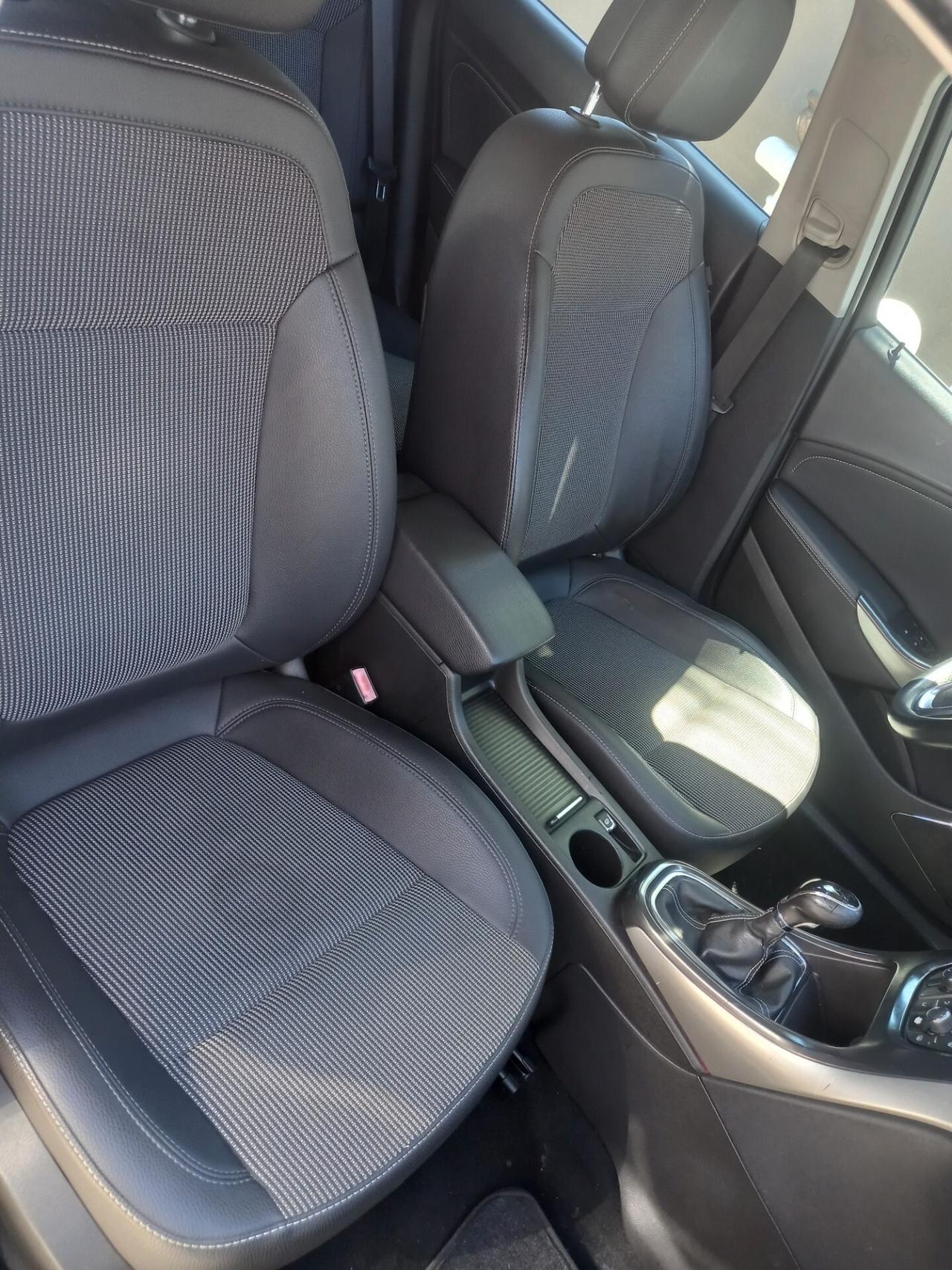 Opel Astra 1.7 CDTI 110CV 5 porte Cosmo NUOVISSIMA