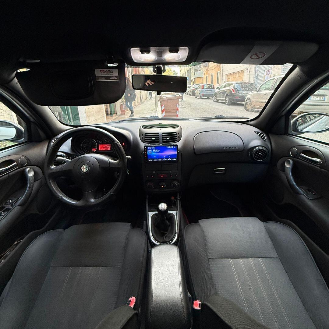 Alfa Romeo 147 **128.00km!!**