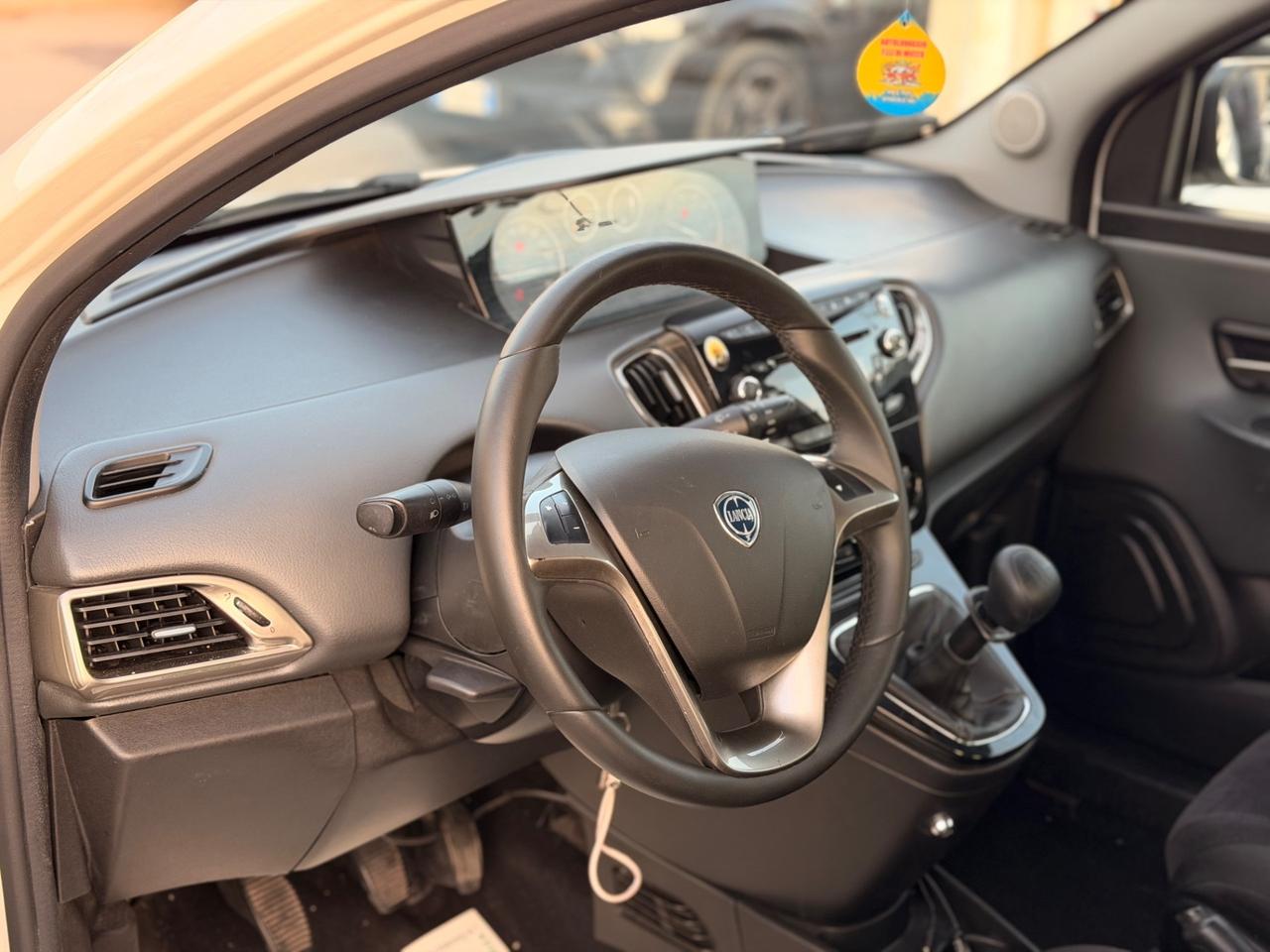 Lancia Ypsilon 0.9 TwinAir 85Cv Metano Ecochic Gold