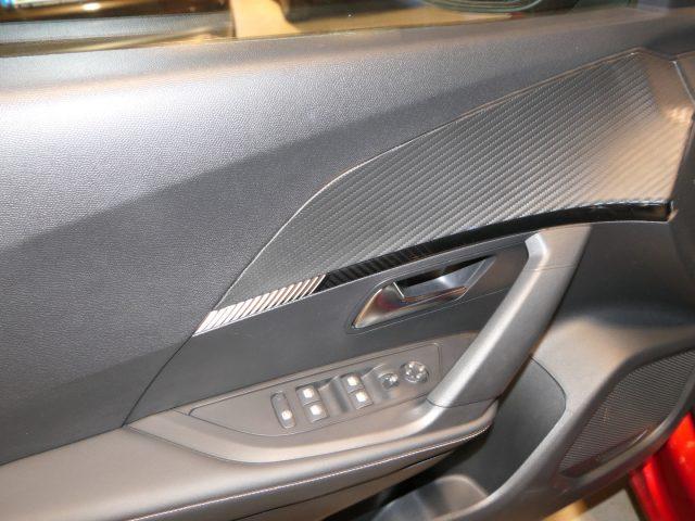 PEUGEOT 2008 PureTech 100 S&S Allure