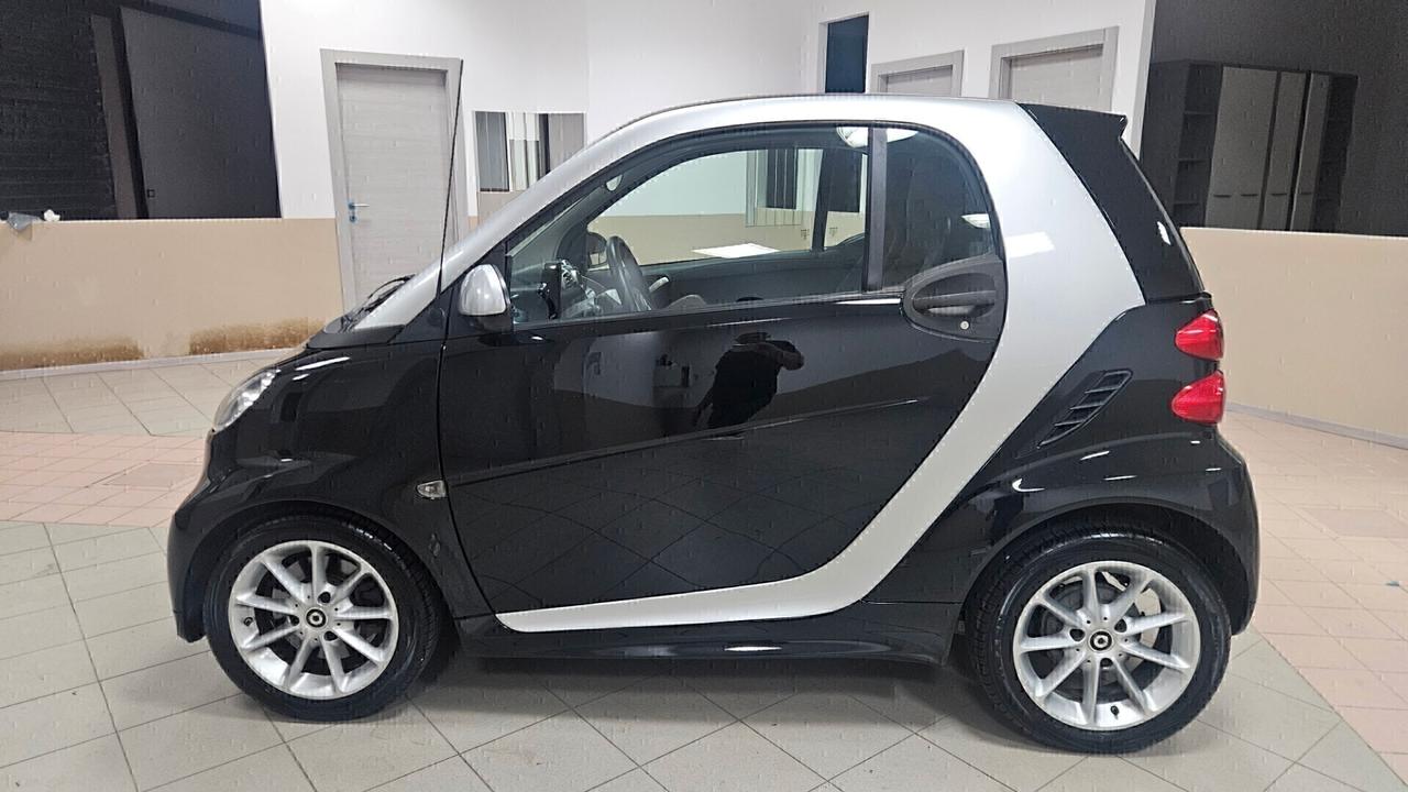 Smart ForTwo 1000 52 kW MHD coupé pulse