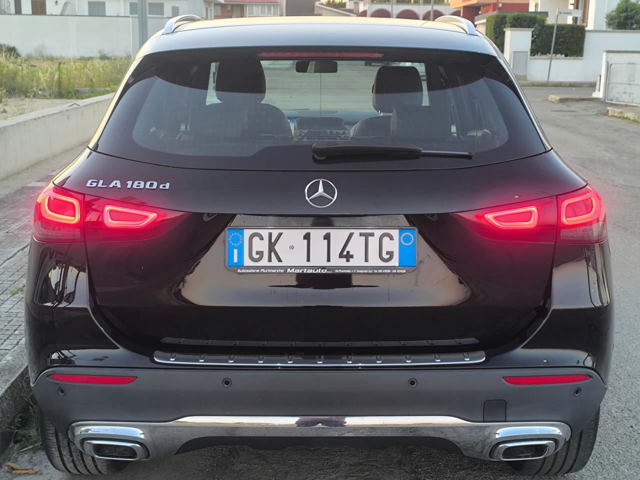 MERCEDES GLA SPORT PLUS 180cdi 09/2022 MOTORE 2.0 MERCEDES