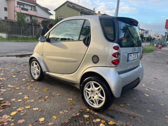 SMART ForTwo 700 coupé passion (45 kW)