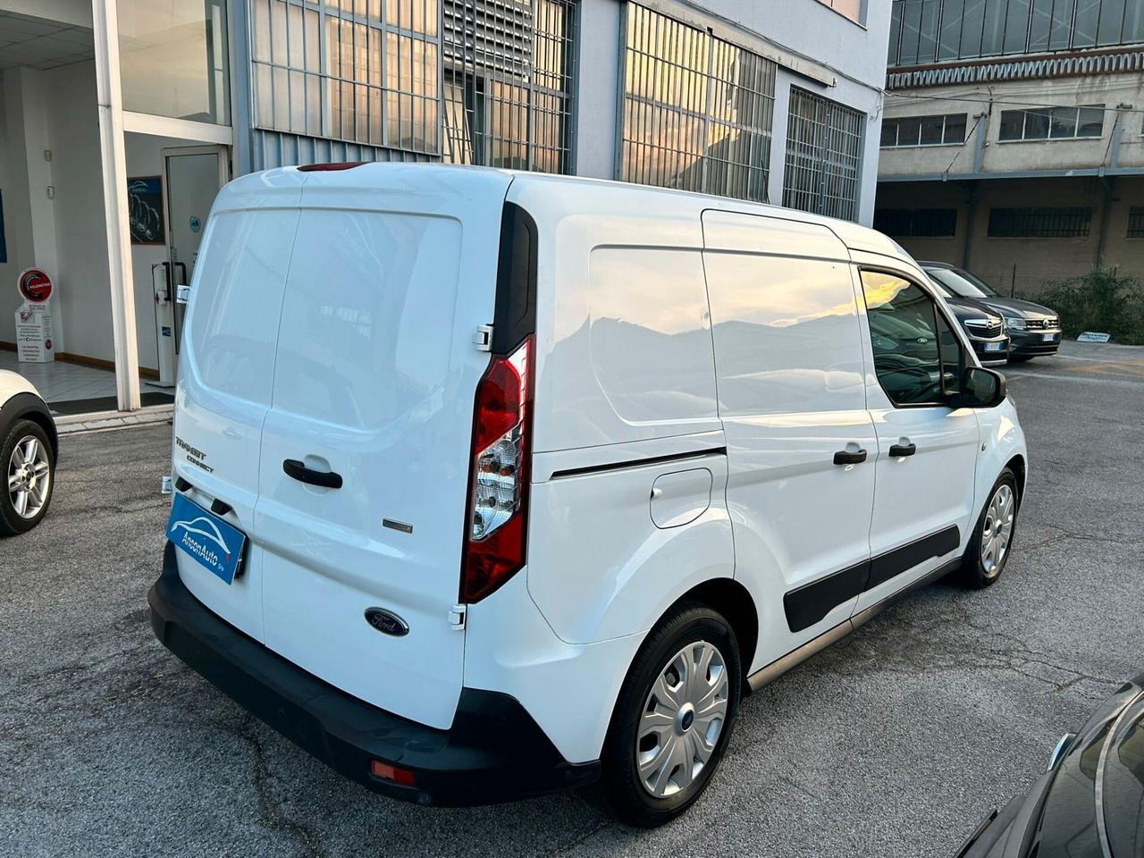 FORD TRANSIT CONNECT 1.5D 2019