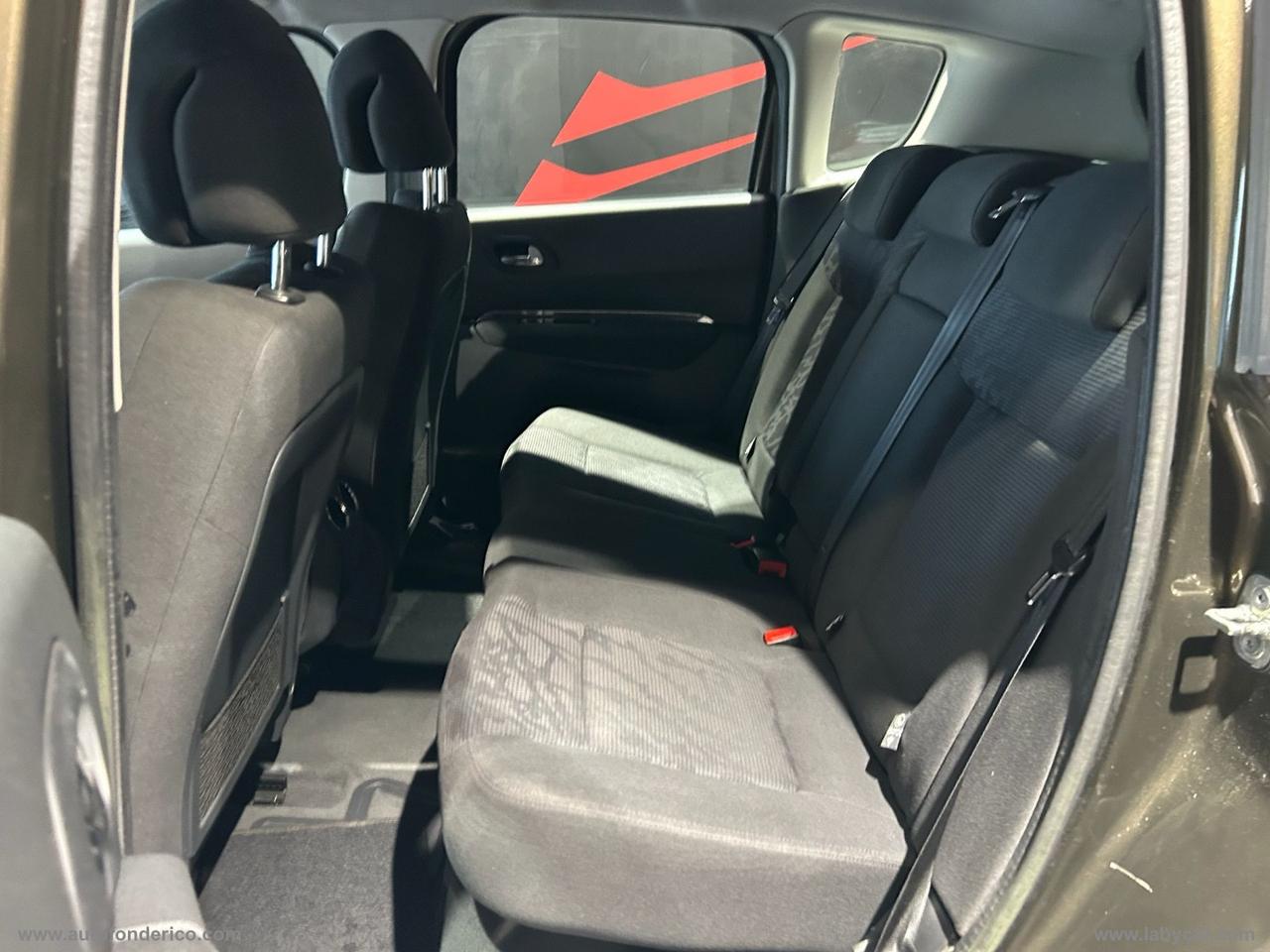 PEUGEOT 3008 1.6 HDi 112 CV Active