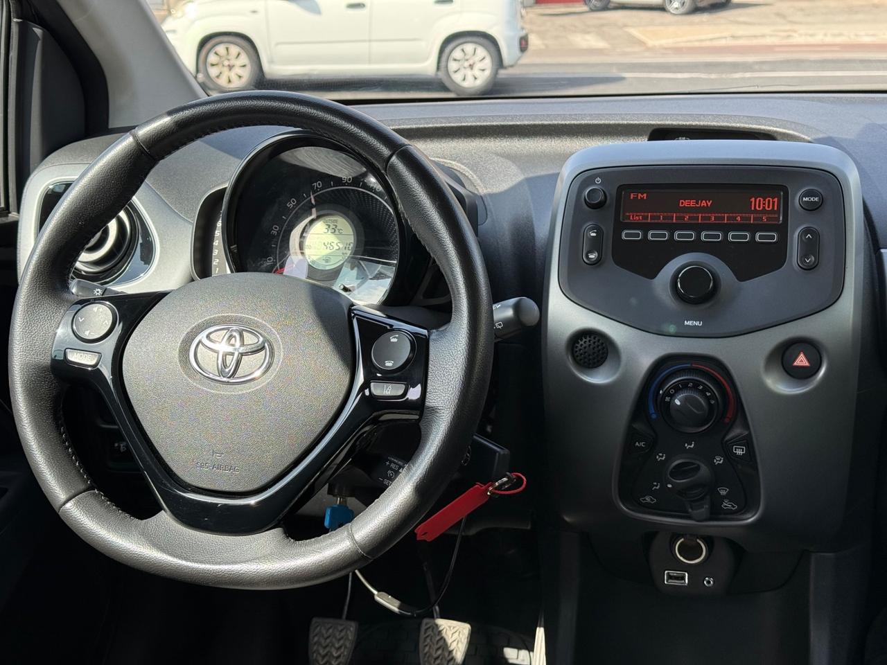 Toyota Aygo 1.0 5 porte x-cool GARANTITA PREZZO REALE