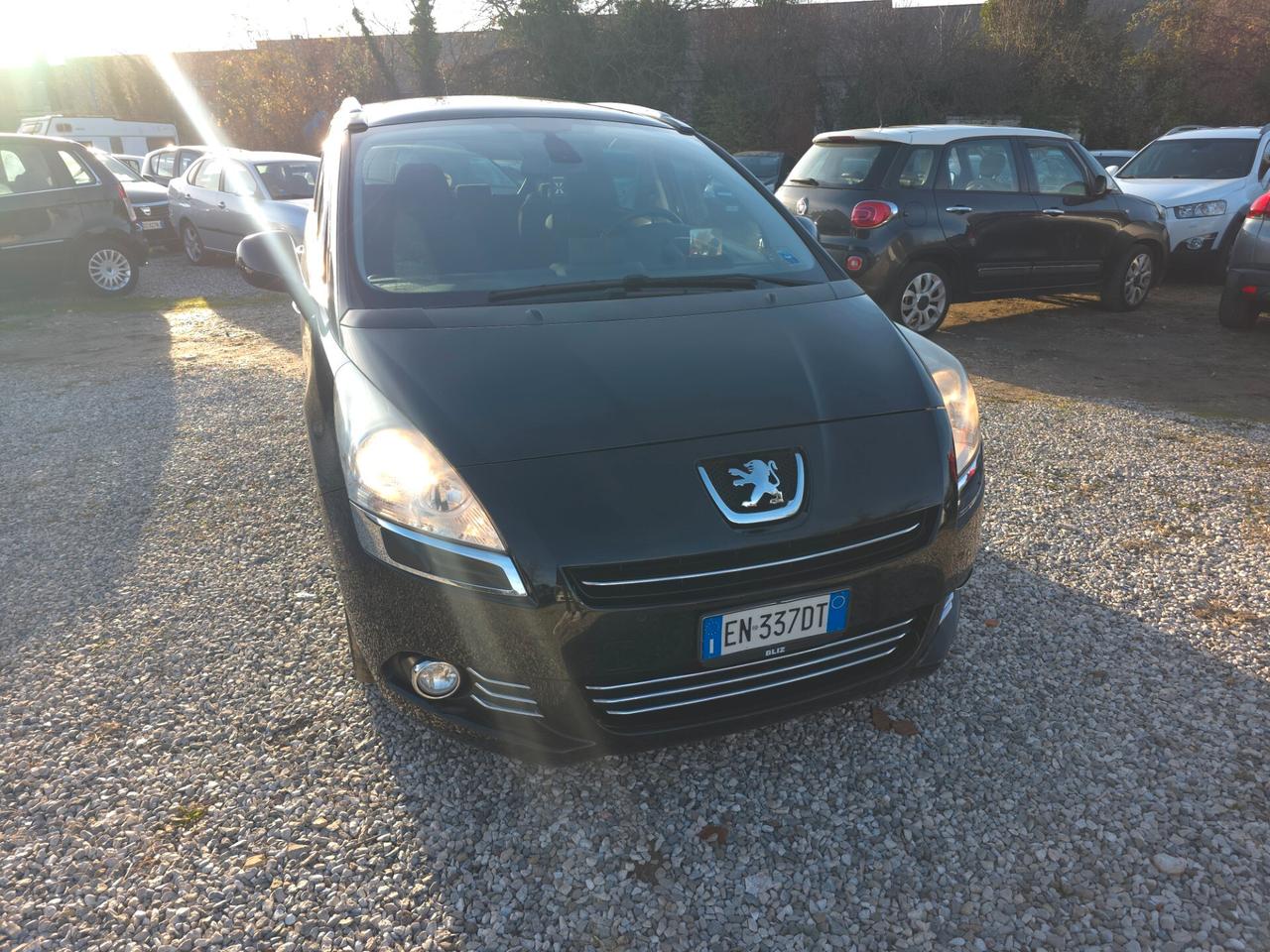 Peugeot 5008 1.6 HDi 112CV Active