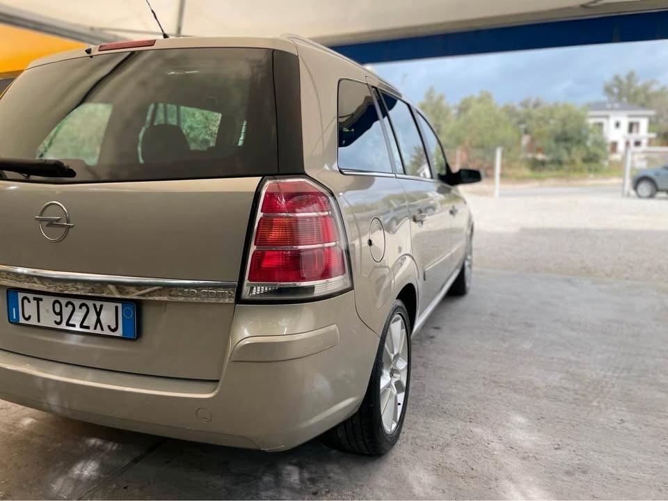 Opel Zafira 1.9 CDTI 120CV Enjoy