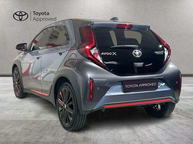 Toyota Aygo X 1.0B (72 CV) Undercover