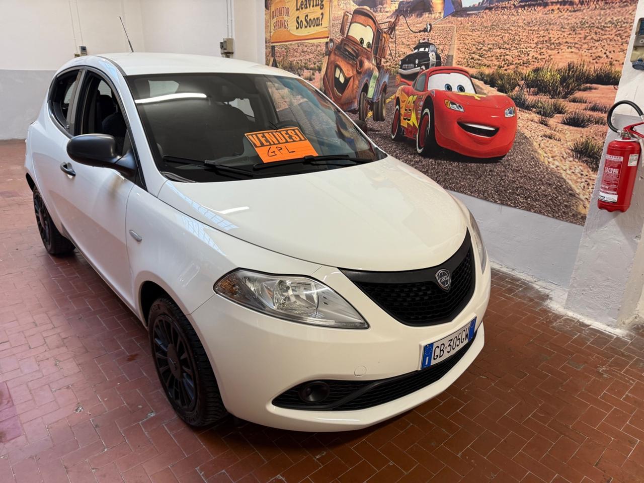 Lancia Ypsilon 1.2 69 CV 5 porte GPL Ecochic Elefantino Blu