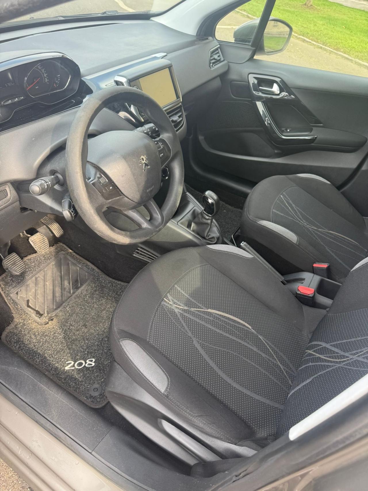 PEUGEOT 208 1.4 DIESEL EURO 5B NEOPATENTATI