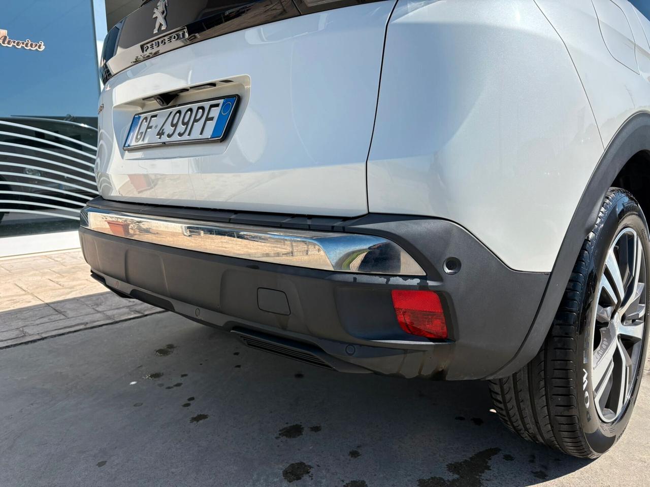 Peugeot 3008 BlueHDi 130 S&S EAT8 Active Pack