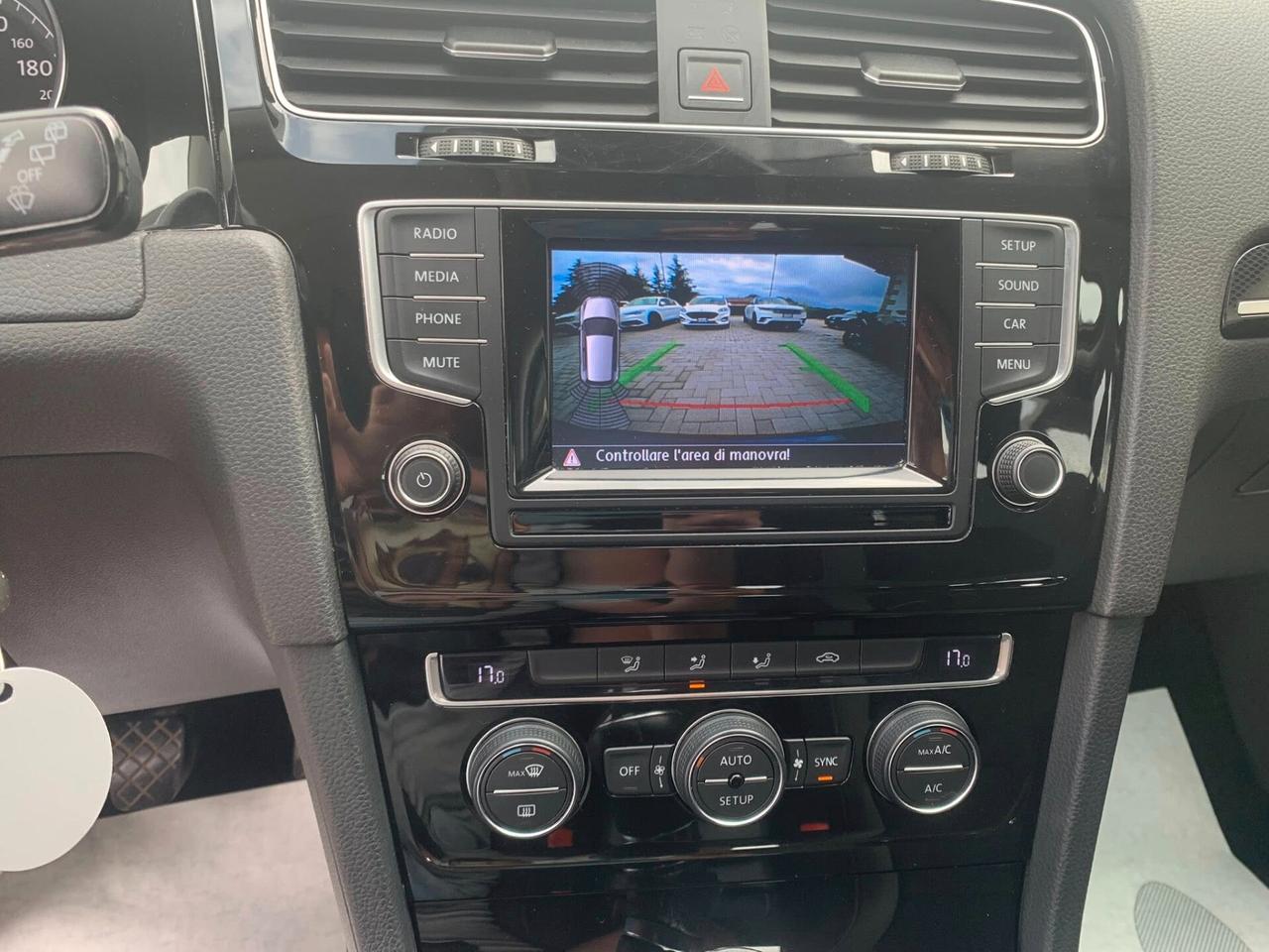 Volkswagen Golf 1.6 TDI Highline BMT SPORT 2013